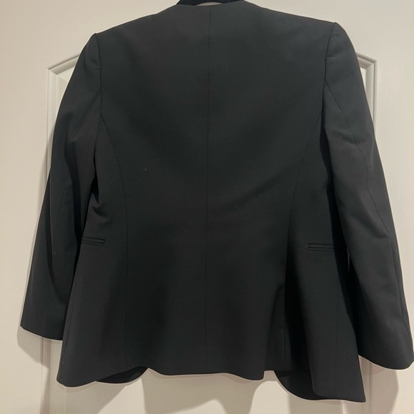 Theory Lindraya Admiral Cape Blazer - Picture 5 of 7